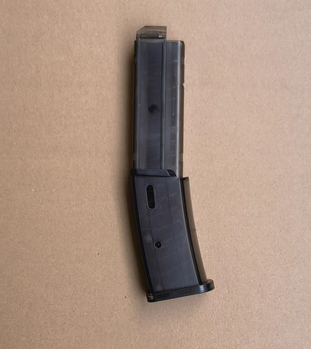 MP7 電動 サブマシンガン ナーフ シリンダーダーダーツブラスター DARTS BLASTER 単発 全自動連発 3.3*1.3cmスポンジ弾