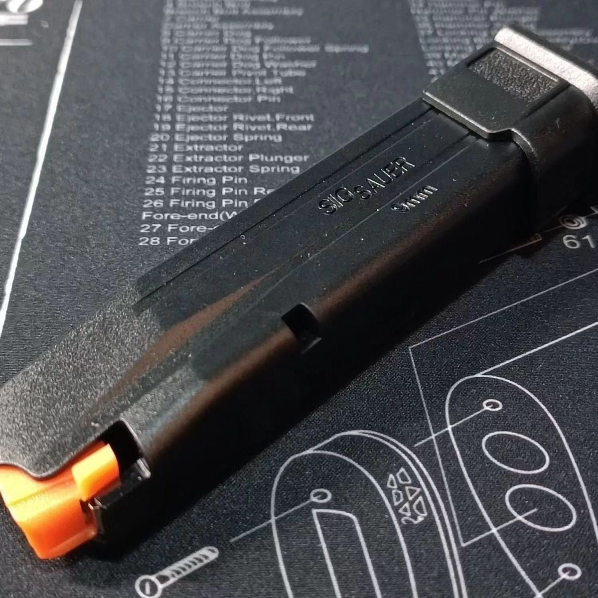 P320シリーズ ダブルカラムマガジン BWHM製に適したM17/M18 フィンガーアクションブローバック