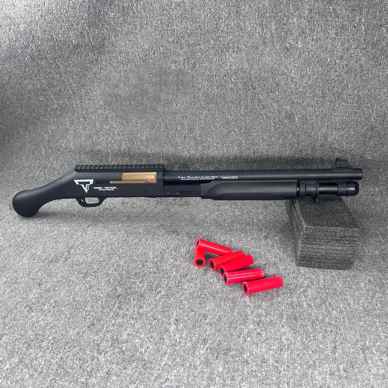 ショットガン風おもちゃ銃 散弾銃 UDL M870 スポンジ弾 スポンジ銃 レバーアクション ショットガン 14歳以上向け