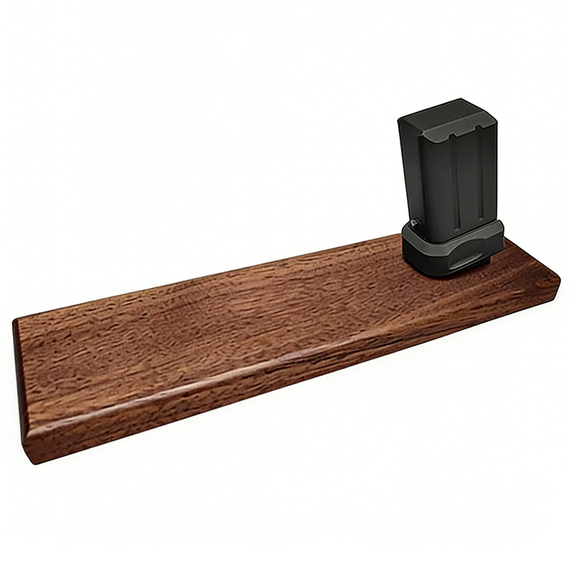 ガンスタンド ディスプレイスタンド 胡桃木/榉木 モデルガン エアガン 展示台 Glock互換 G17/G18/G19/G34/G45 TTI / SIG SAUER / Strike Industries コレクション用 卓上ディスプレイ